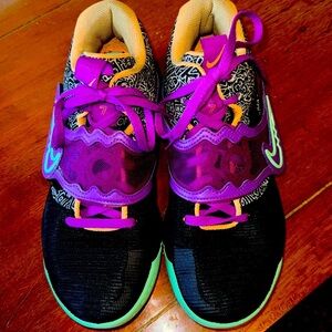 Great Condition! KD Trey 5 X by Nike, Men’s Size 9